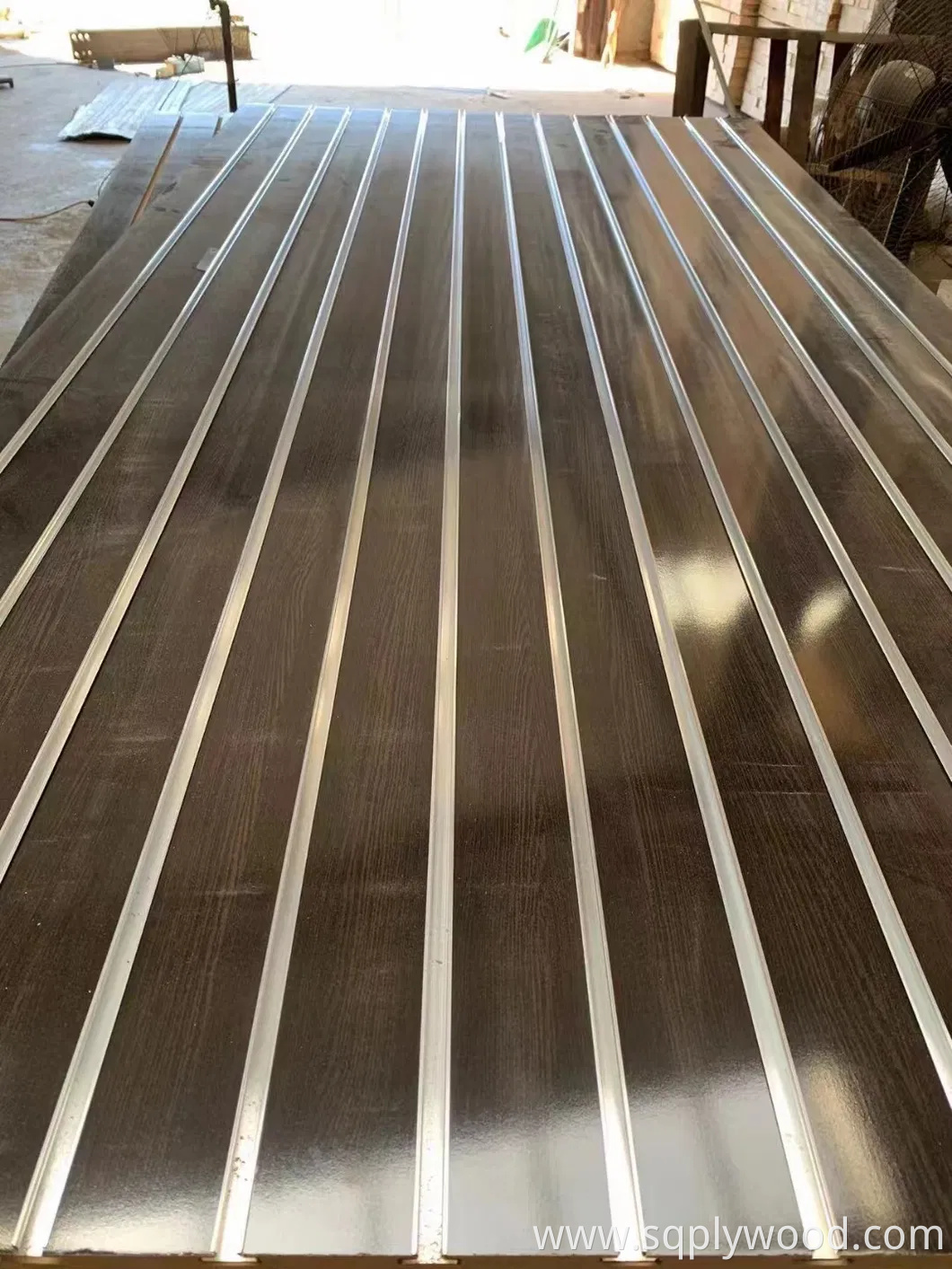 1830*2440 /1220*2440*12mm /15mm /18mm Melamine Faced MDF Board / Slot MDF / Raw MDF Board